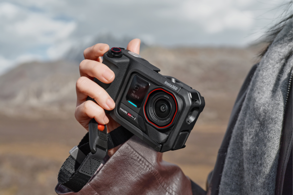 Insta360 Ace Pro2 Flash Print Bundle Black Action Camera-10
