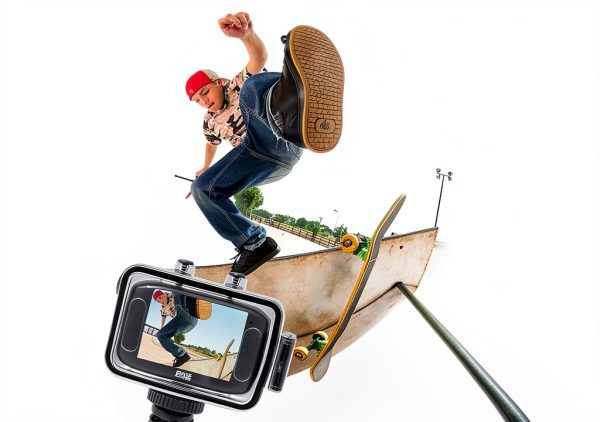 Pyle Mini HD Sports Action Camera 5MP Waterproof 2 Screen-4