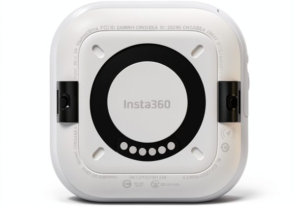 Insta360 GO Ultra Action Camera Black White Adventure-9
