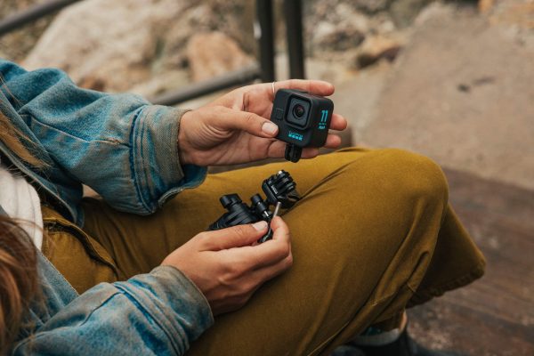 GoPro HERO11 Black Mini Action Camera Adventure Recording-8