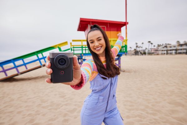Canon PowerShot V10 4K Video Camera for Vloggers-33